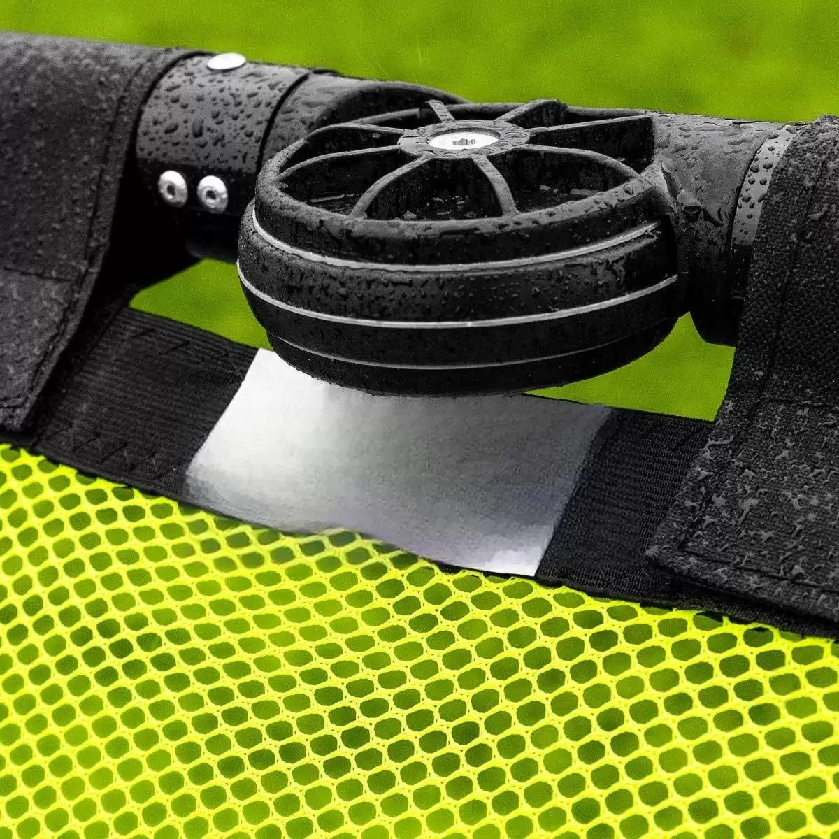 アルミチューブ製折りたたみ式サッカーゴール